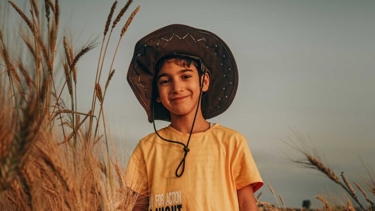 theo-tab-cNUC-5zFlOk-unsplash1